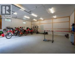 7068 Gun Lake West Road, Gold Bridge, BC V0K1P0 Photo 37