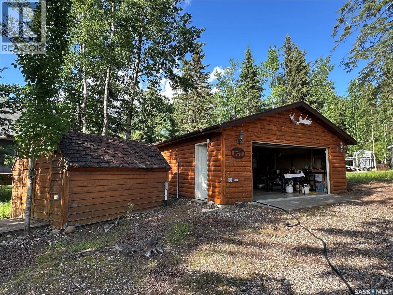 112 & 116 Bruce PLACE - 22