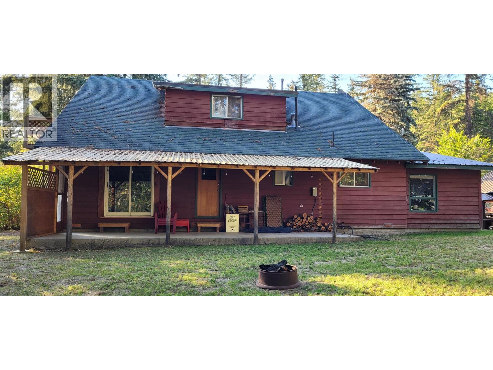  2126 Creighton Valley Road, Lumby