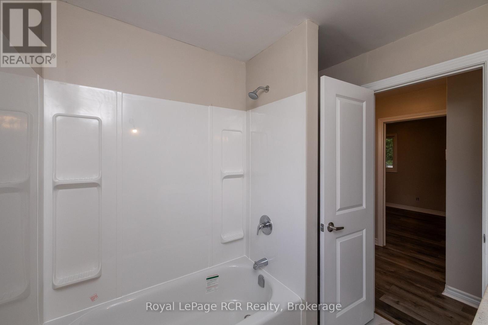 405014 GREY ROAD 4 - 18
