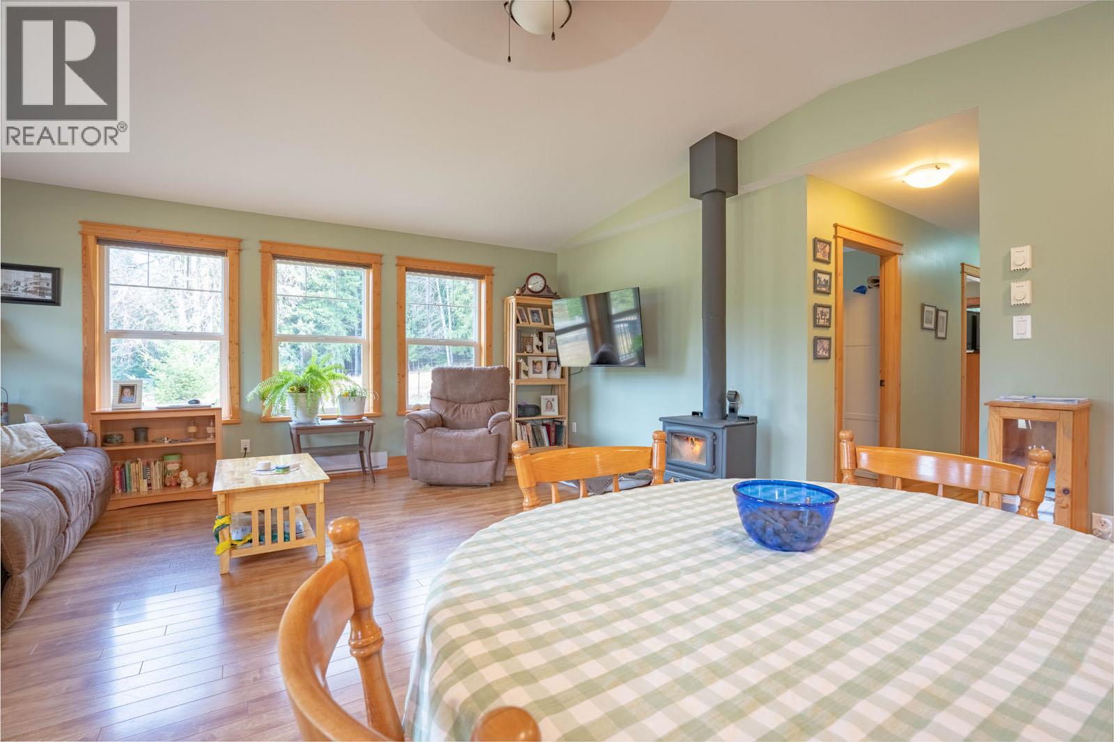 784 Lewis Road - 12
