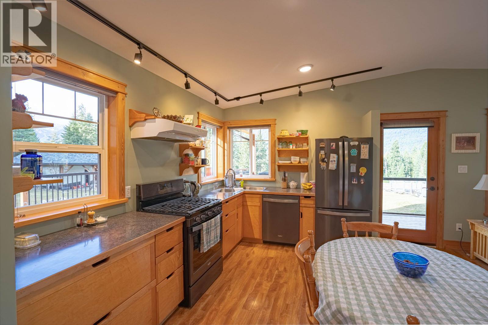 784 Lewis Road - 13
