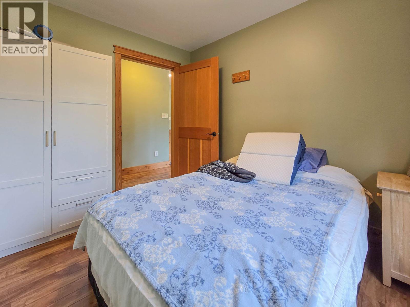 784 Lewis Road - 23