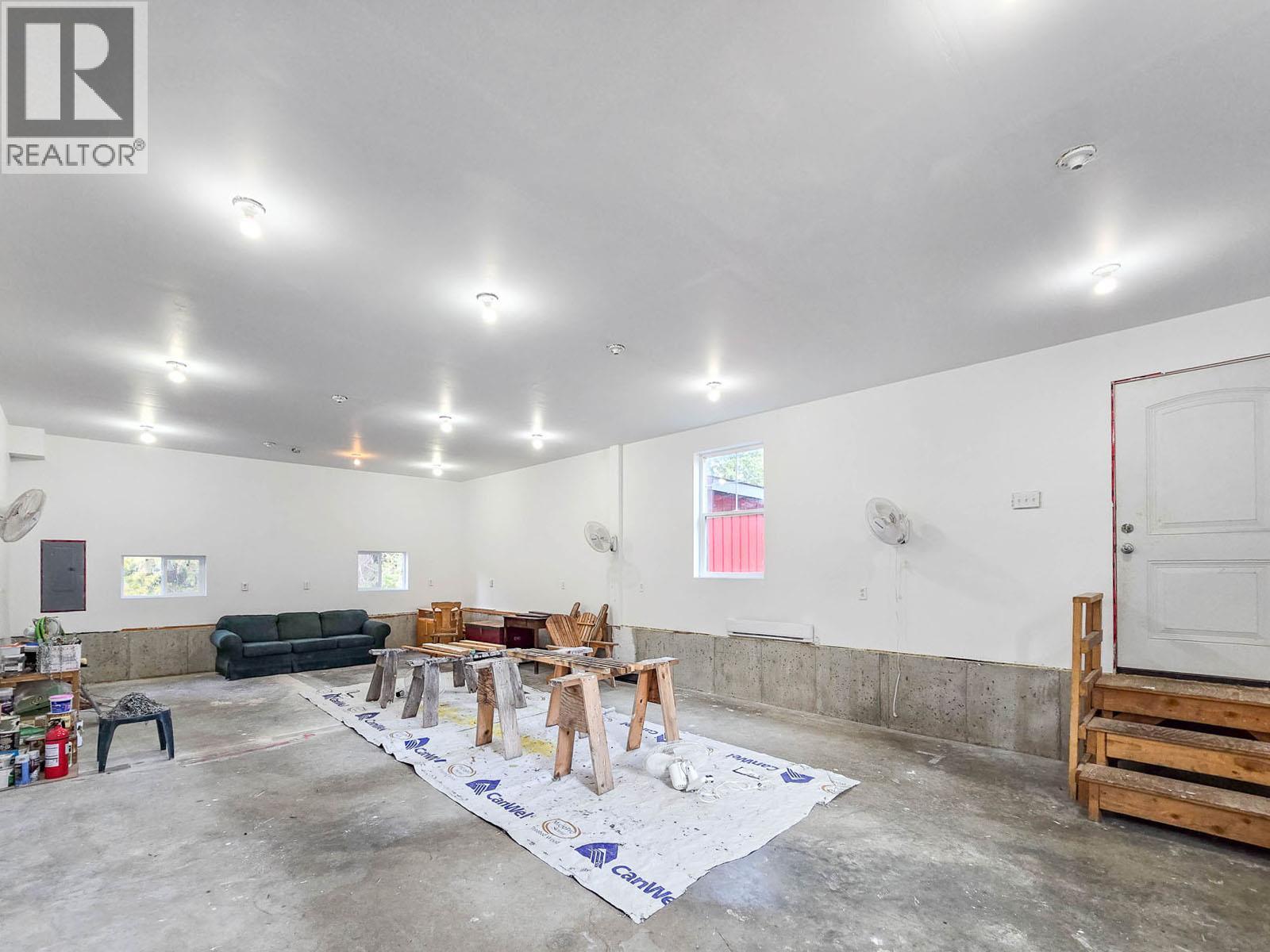 784 Lewis Road - 36