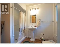 784 Lewis Road, Harrop, BC V1L6P7 Photo 28