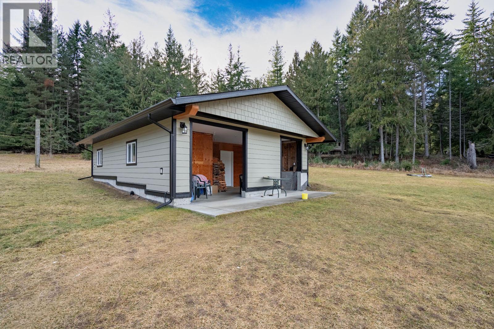 784 Lewis Road - 24