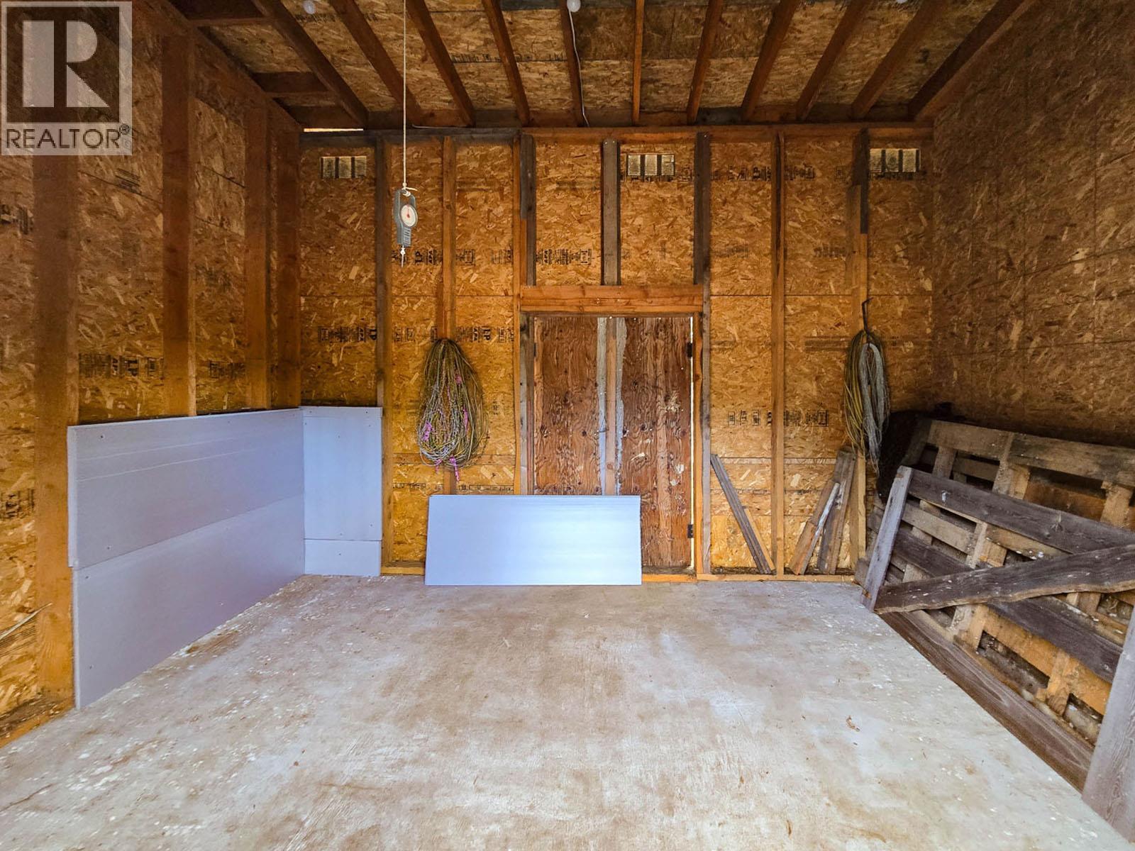 784 Lewis Road - 44