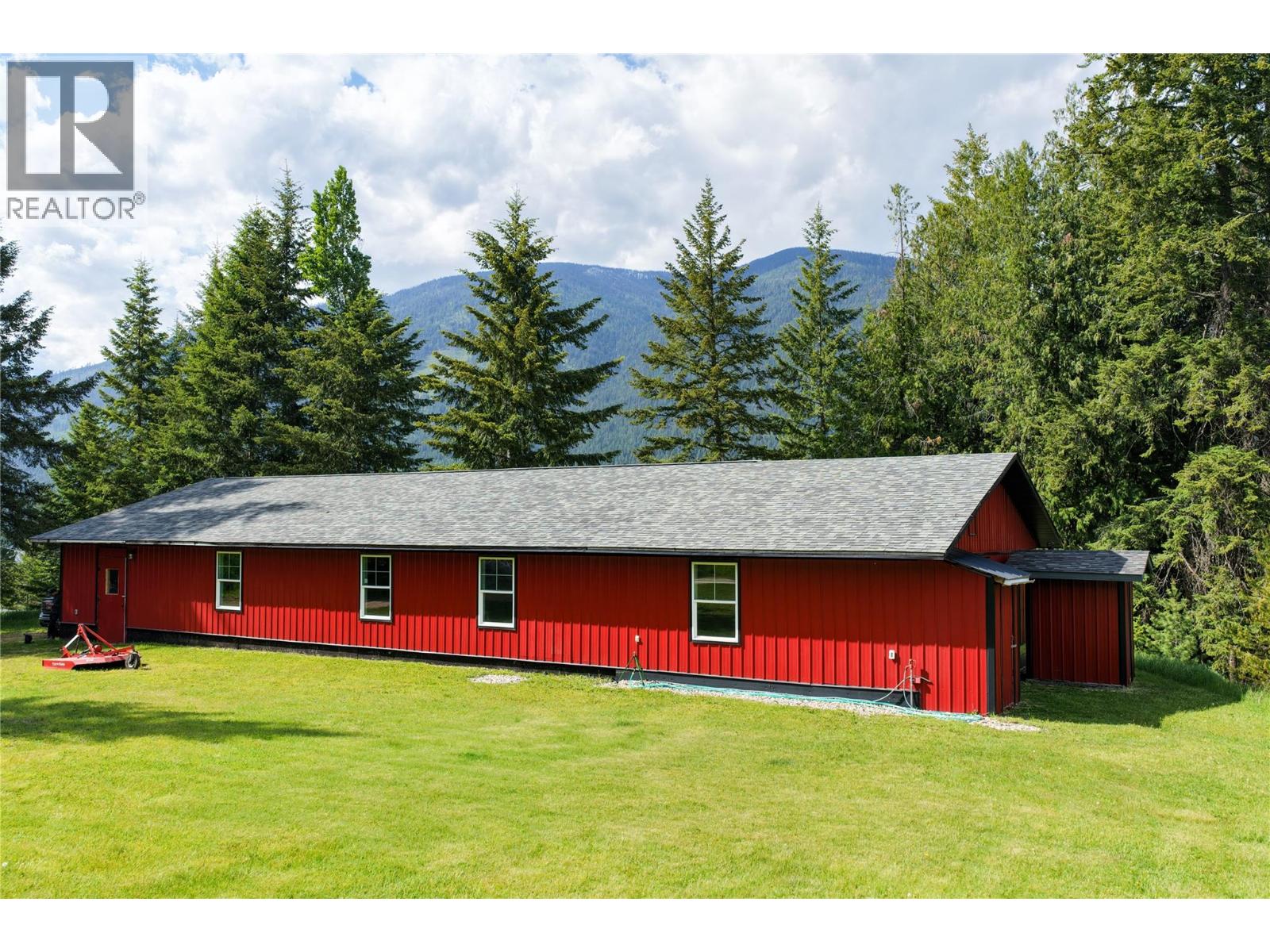 784 Lewis Road - 32