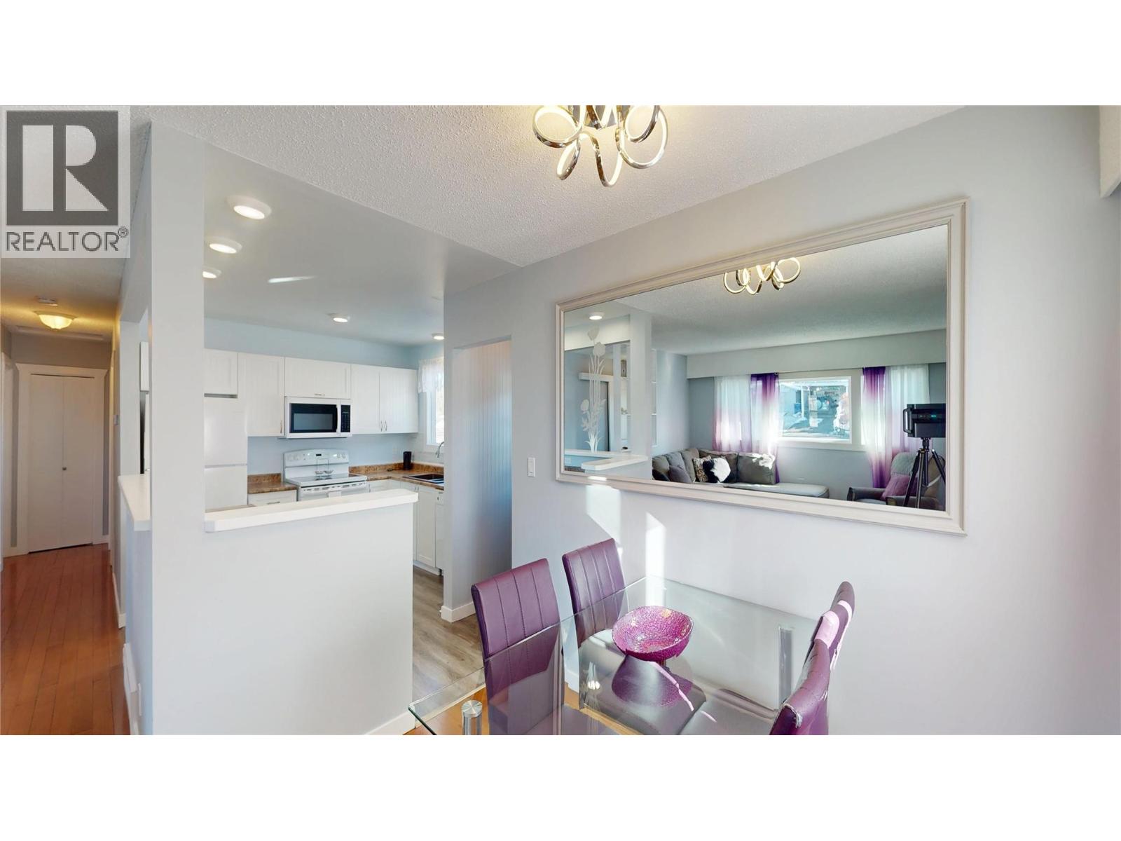 1005 16 Avenue S - 11