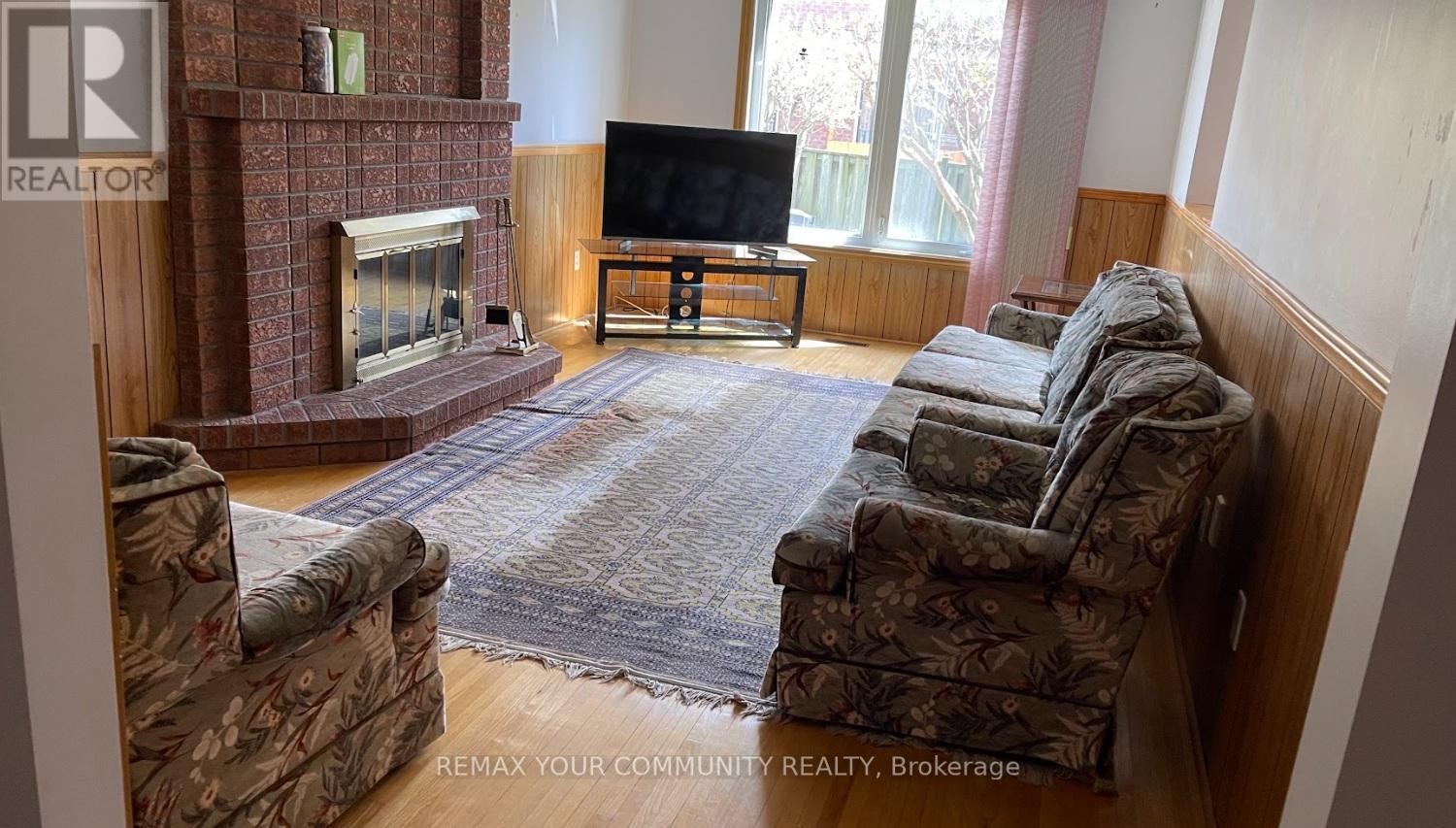 15 SANWOOD BOULEVARD - 9