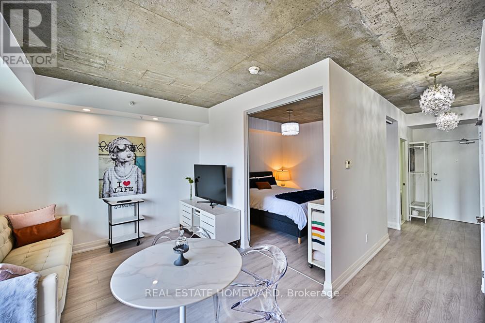 Fully Furnished!