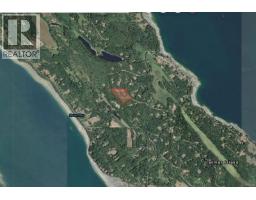 8401 Keith Wagner Way, Denman Island, BC V0R1T0 Photo 13