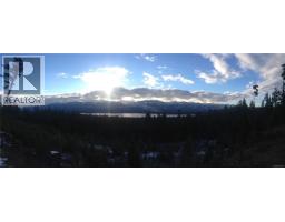 8401 Keith Wagner Way, Denman Island, BC V0R1T0 Photo 9