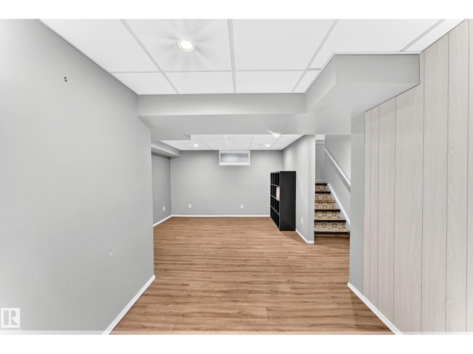 10619 BEAUMARIS RD NW — photo 35