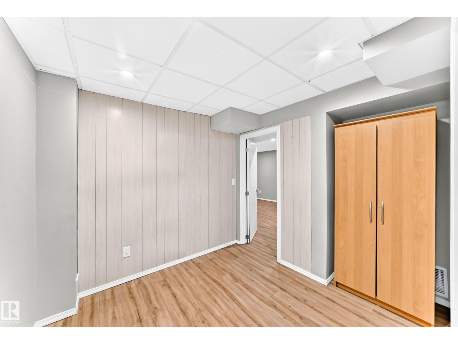 10619 BEAUMARIS RD NW — photo 38