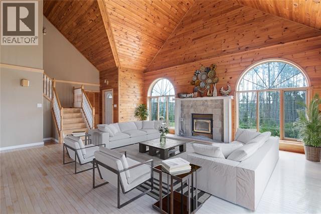 176 Saprae Crescent - 12