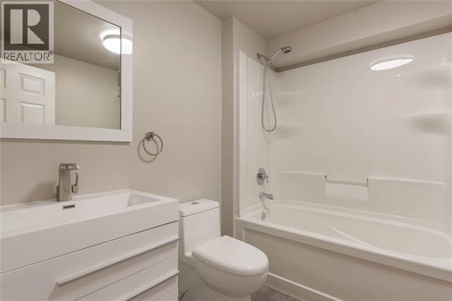 176 Saprae Crescent - 30
