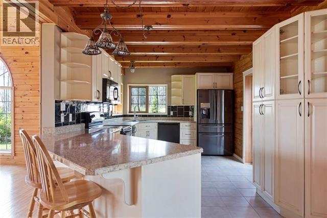 176 Saprae Crescent - 7