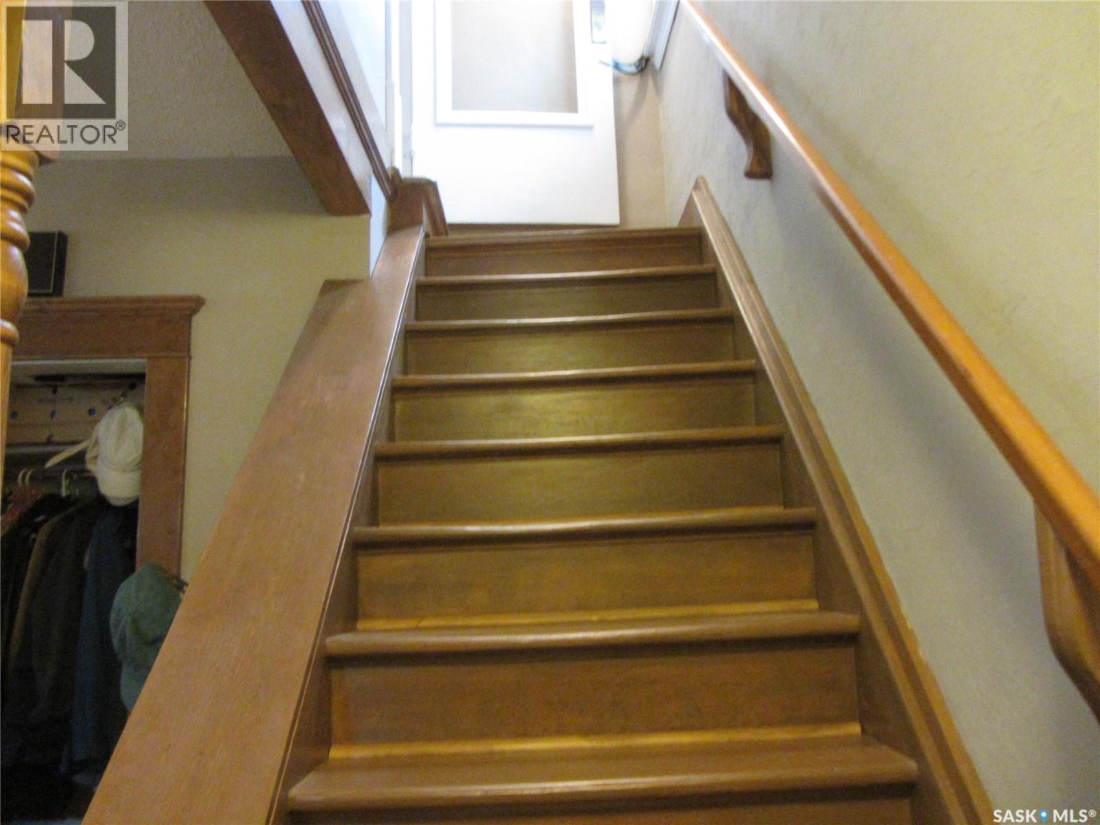 914 Victoria AVENUE — photo 18