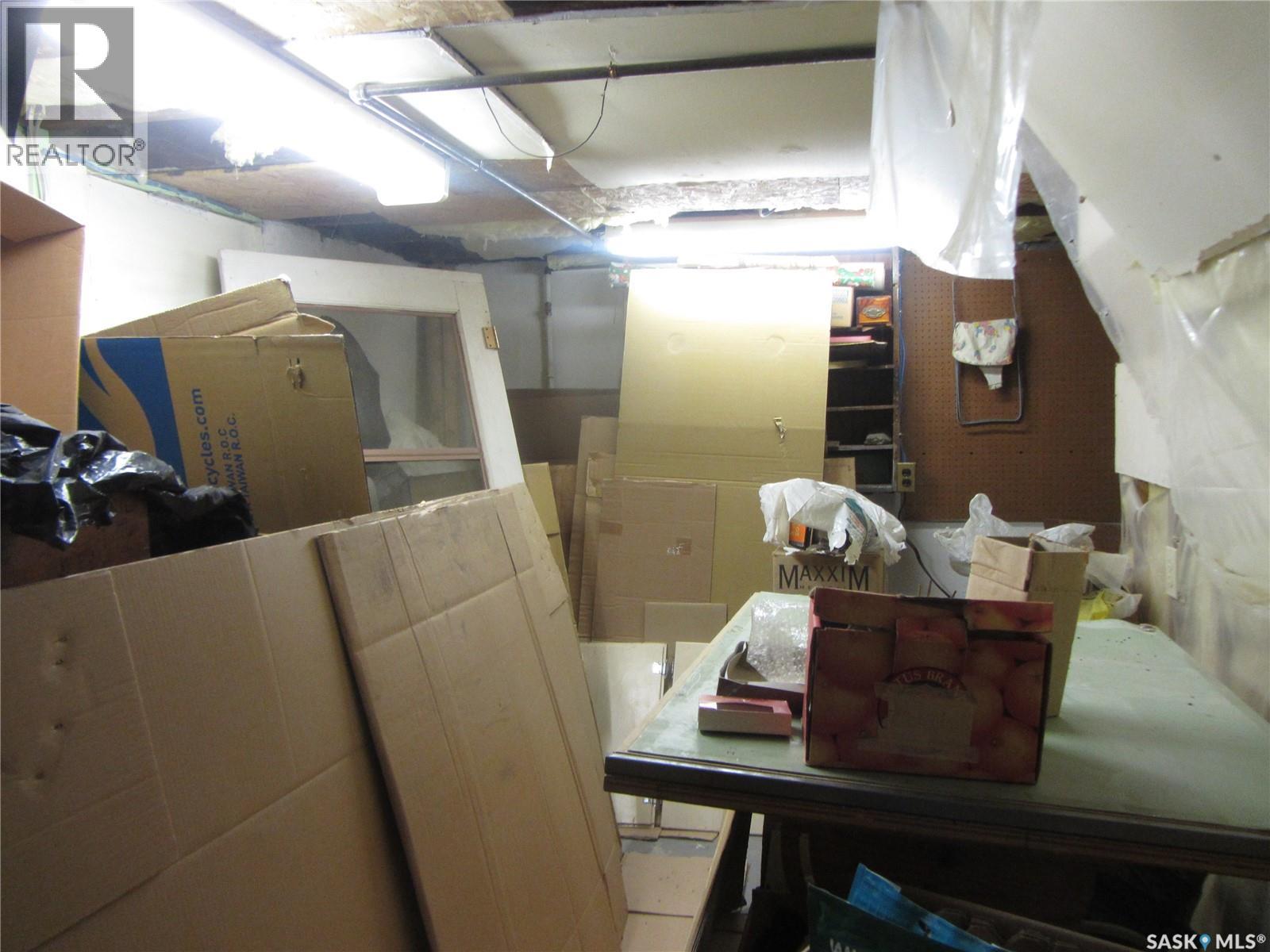 914 Victoria AVENUE — photo 23