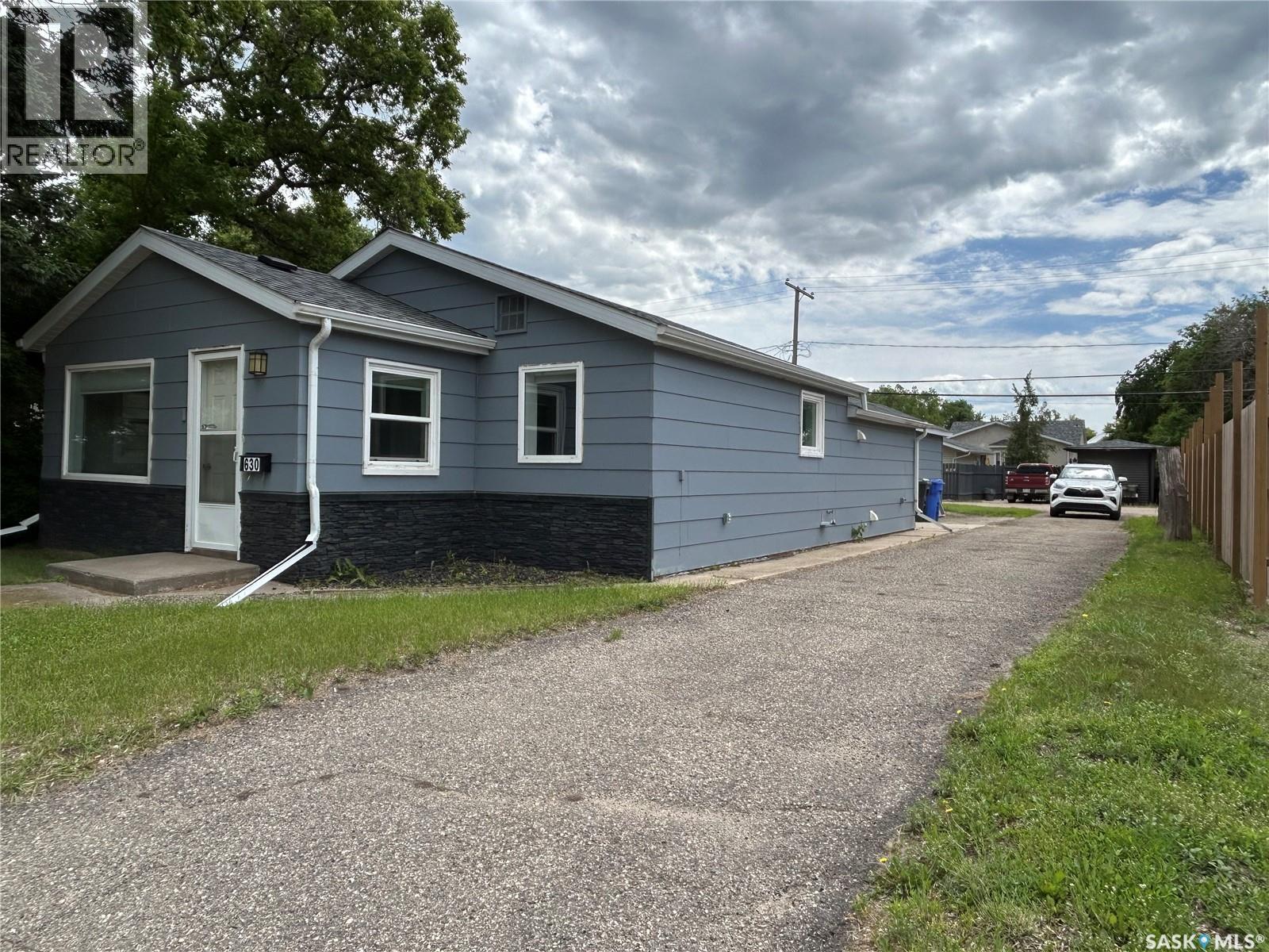 630 4th STREET - 25
