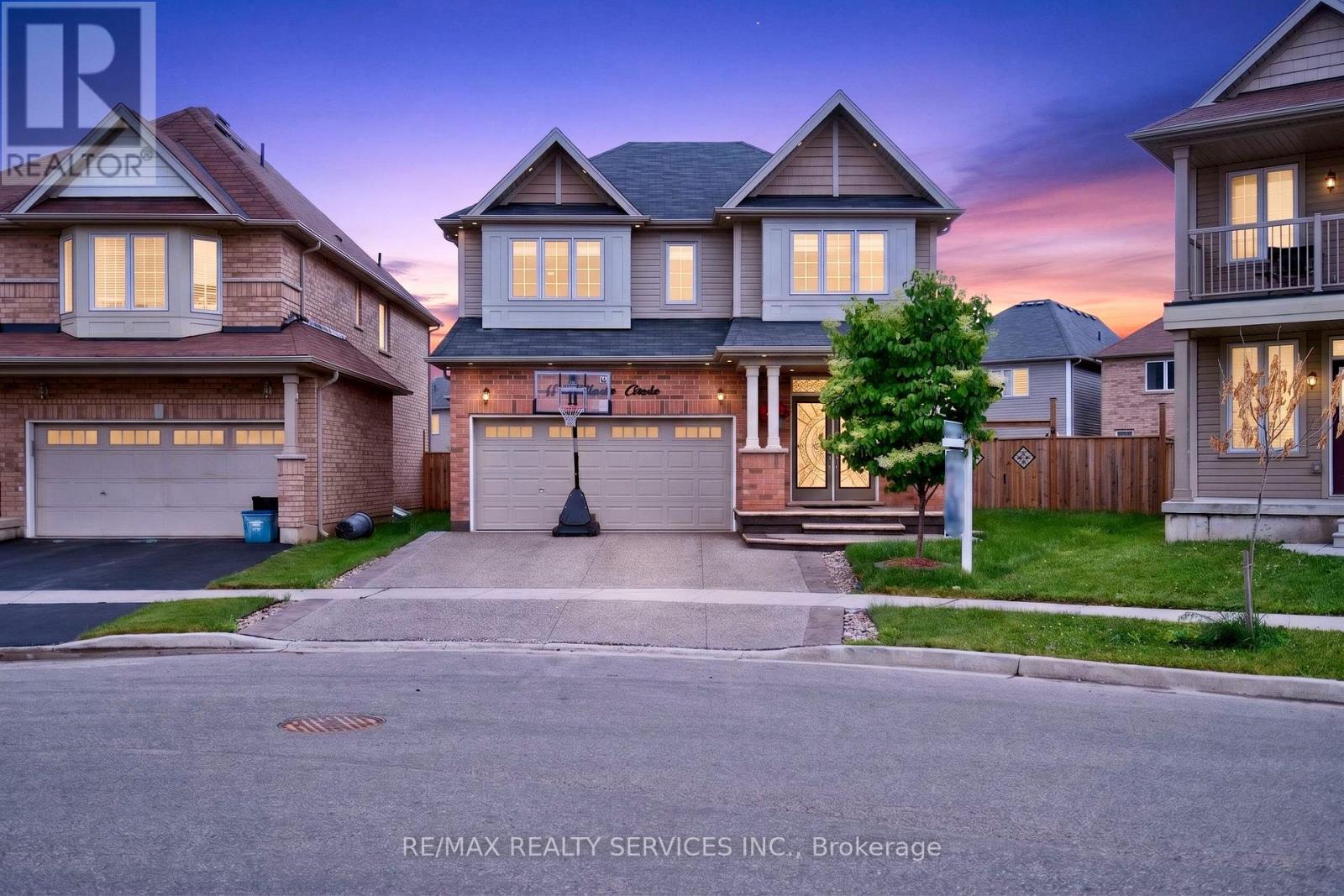 154 MUNRO CIRCLE - 2