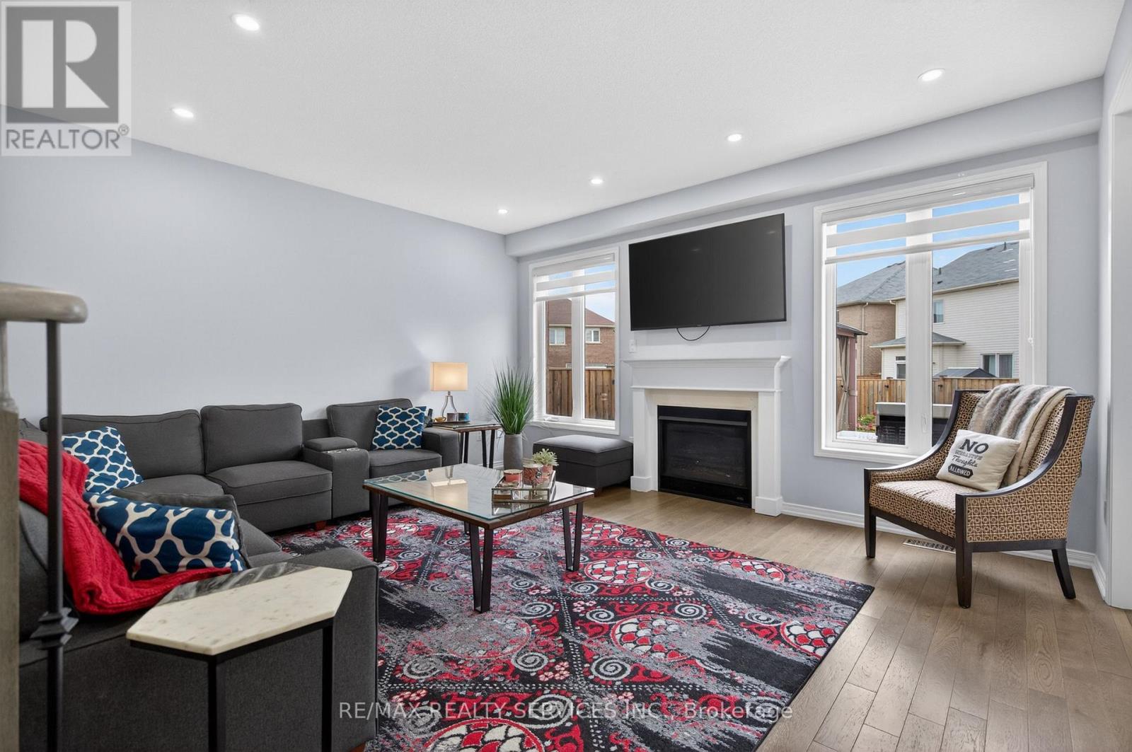 154 MUNRO CIRCLE - 9