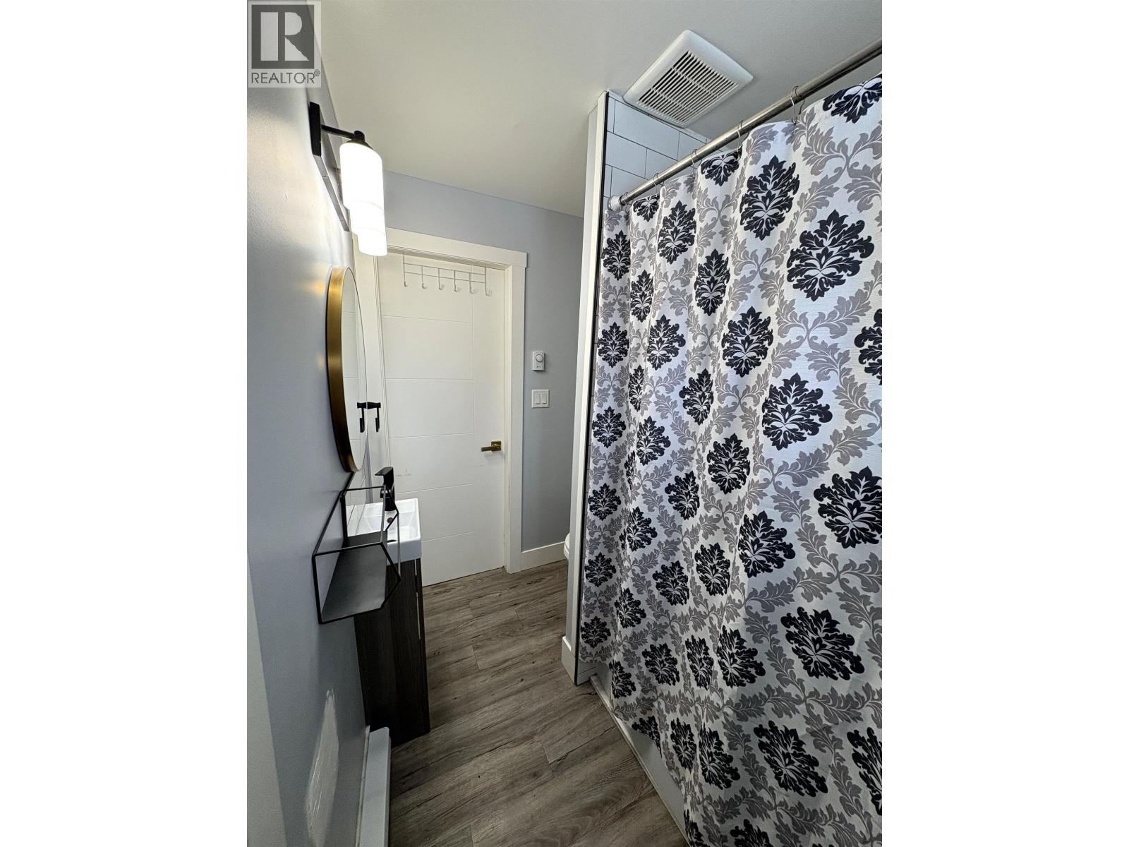 7802 GISCOME ROAD, Prince George