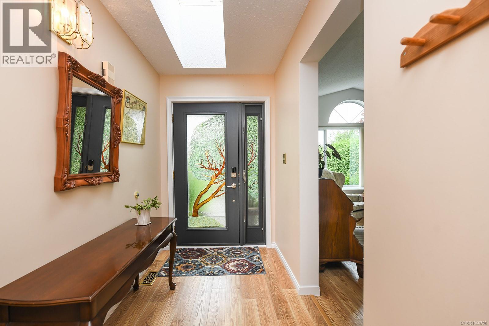 2136 Bolt Ave - 2