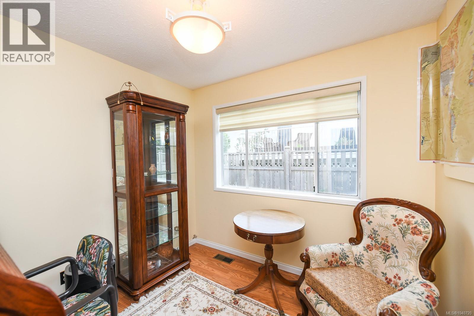 2136 Bolt Ave - 8