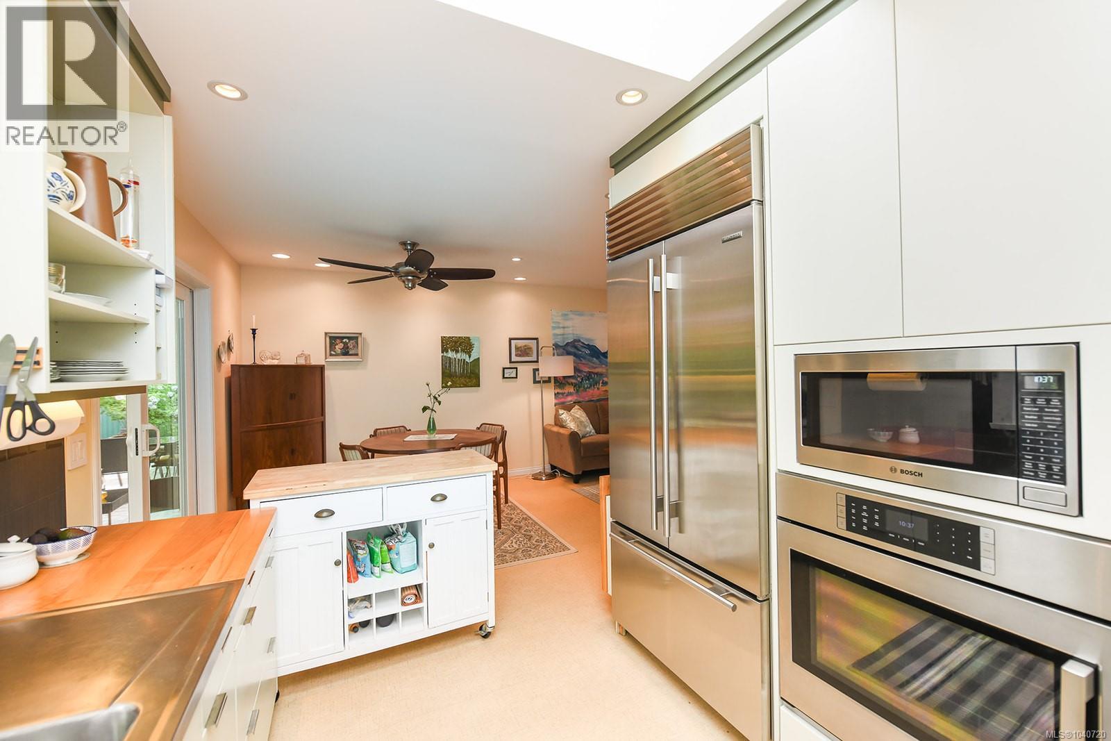 2136 Bolt Ave - 35