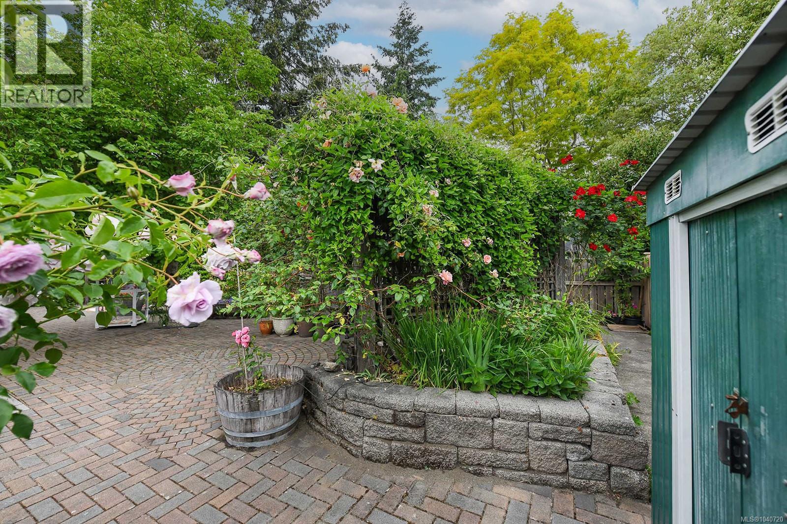 2136 Bolt Ave - 27