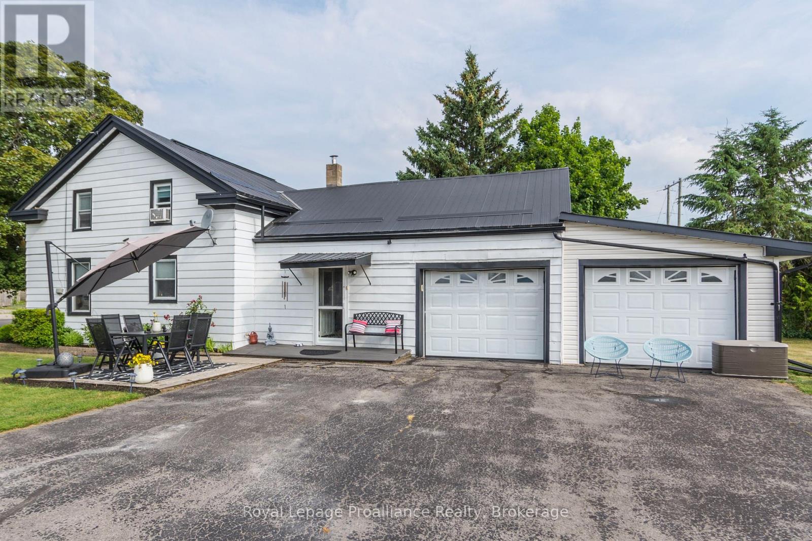 113 SOUTH TRENT STREET - 1