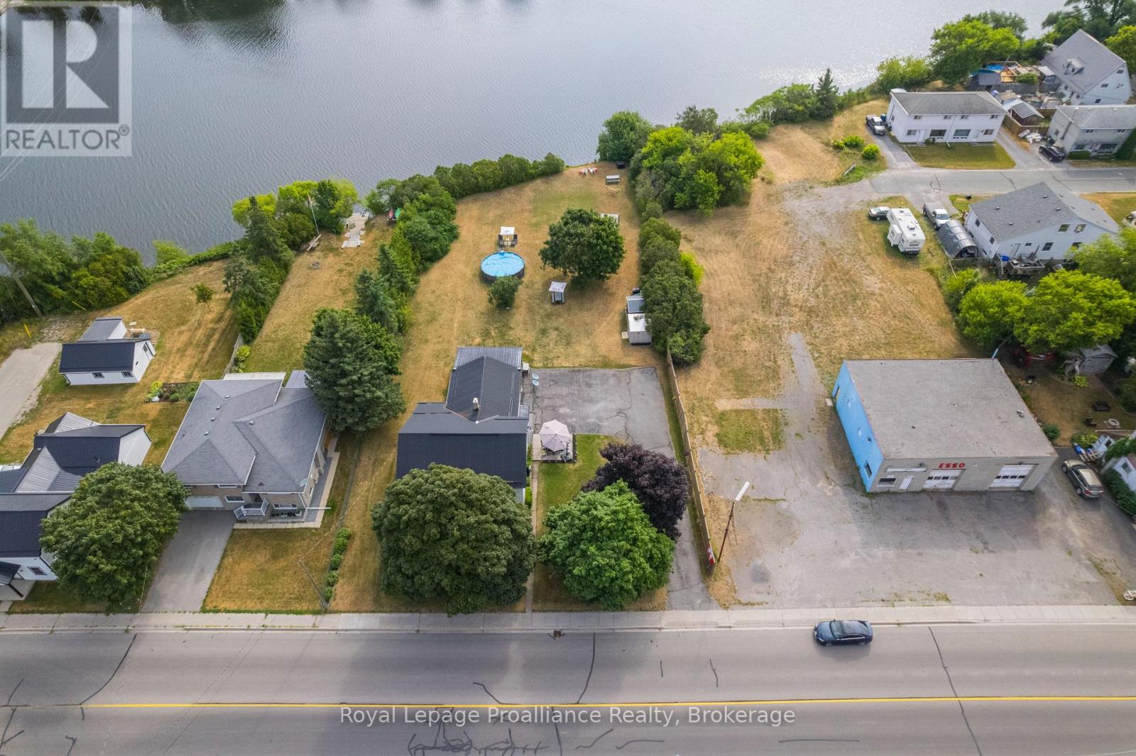 113 SOUTH TRENT STREET - 6