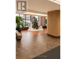 412 - 1 Massey Square, Toronto, ON M4C5L4 Photo 11