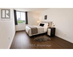 412 - 1 Massey Square, Toronto, ON M4C5L4 Photo 8