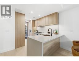 6310 Oak Street, Vancouver, BC V6M2W4 Photo 7