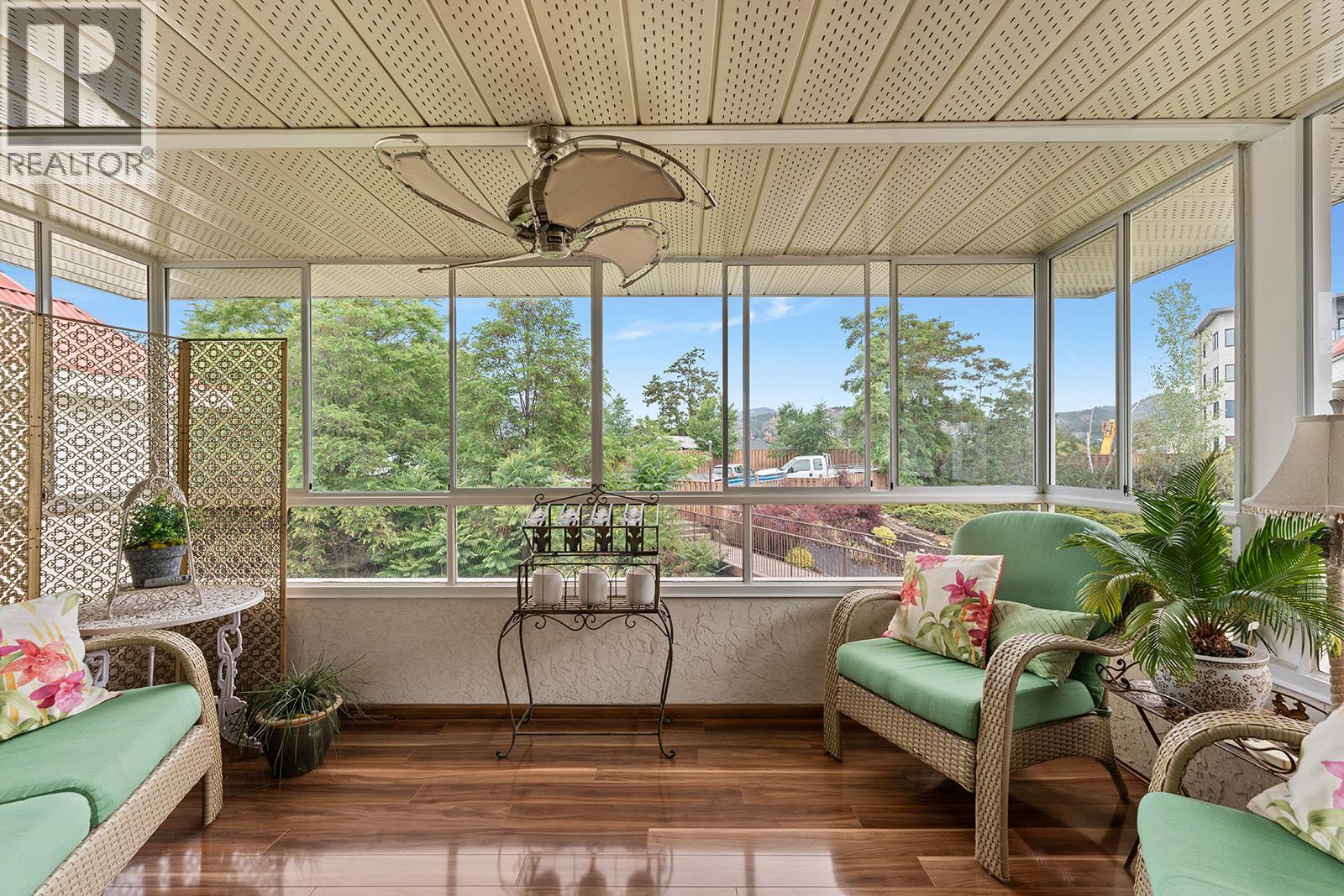 #304 1534 LAWRENCE Avenue - 2
