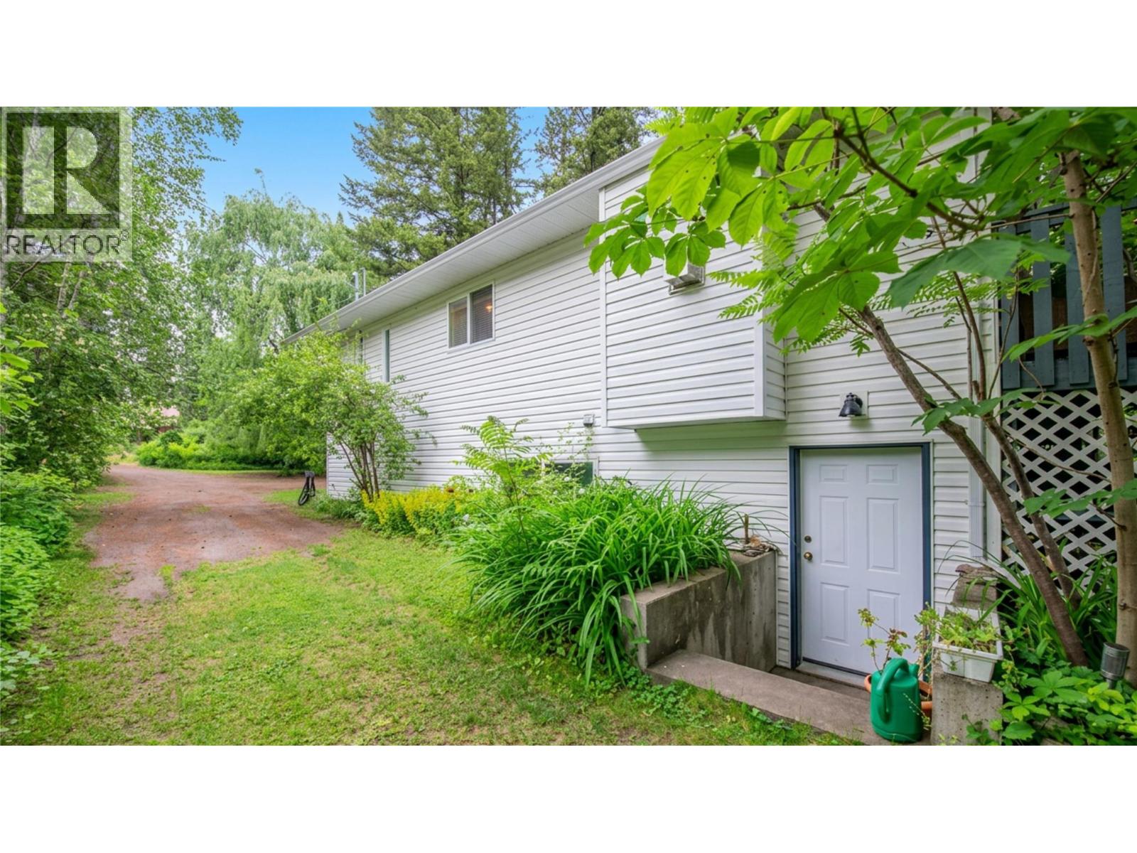 33 Birch Road - 37