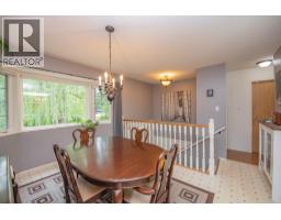 Kitchen - 33 Birch Road, Lumby, BC V0E2G5 Photo 6