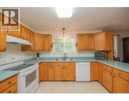 33 Birch Road, Lumby, BC V0E2G5 Photo 13
