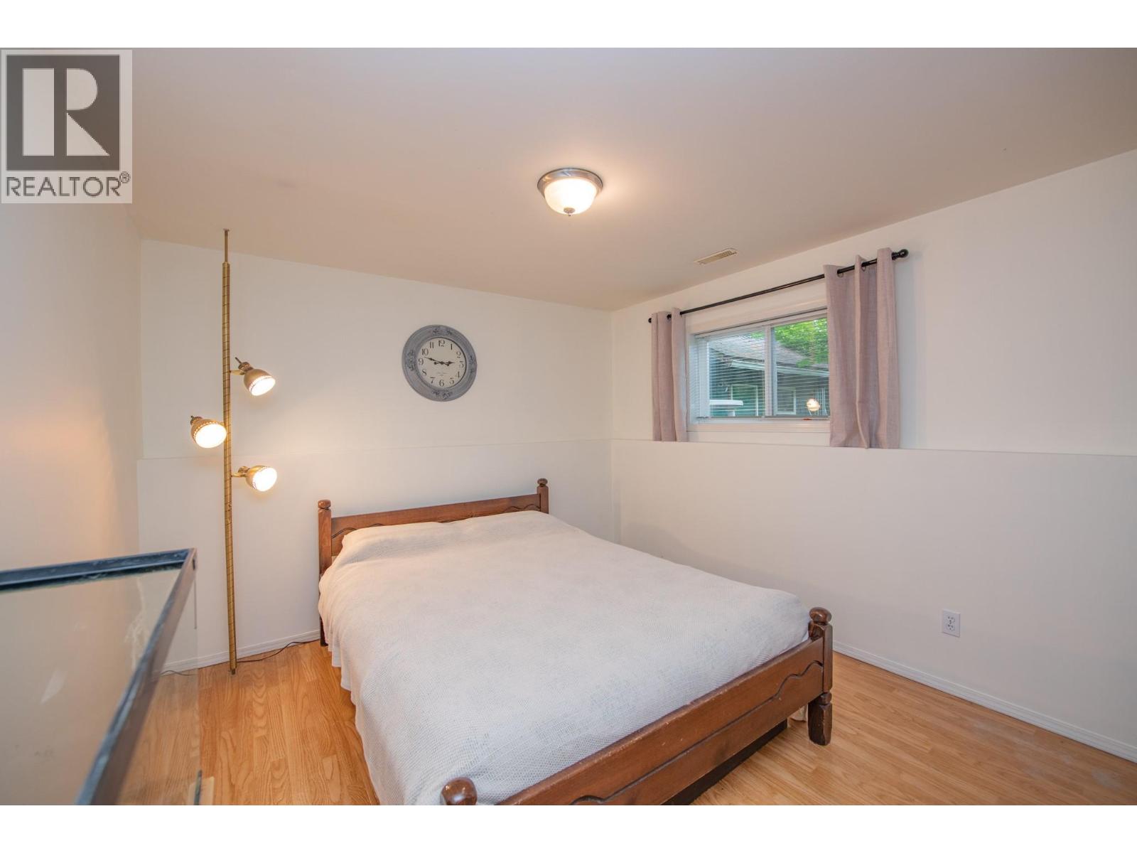 33 Birch Road - 32