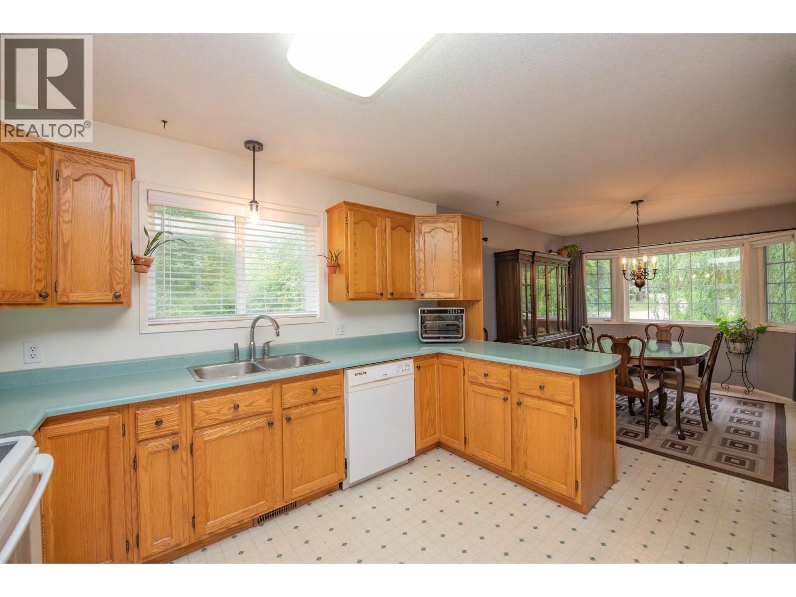 33 Birch Road - 12