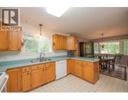 33 Birch Road, Lumby, BC V0E2G5 Photo 12