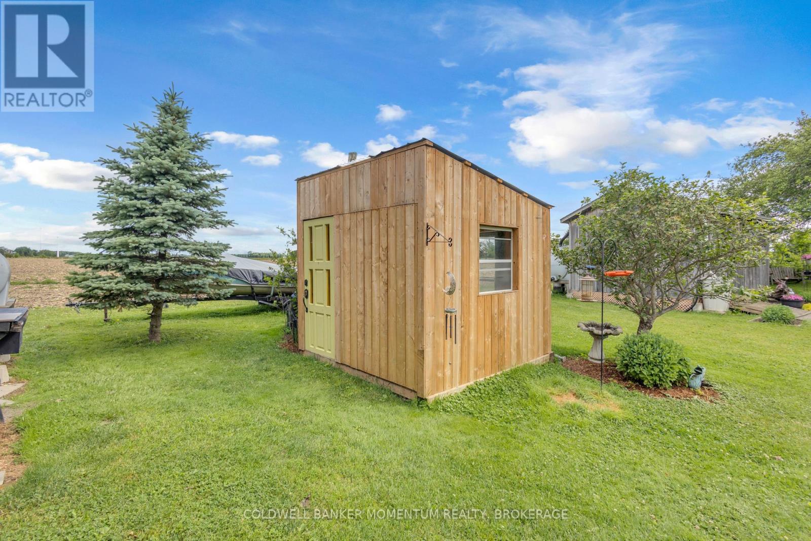 11 COVE LANE - 30