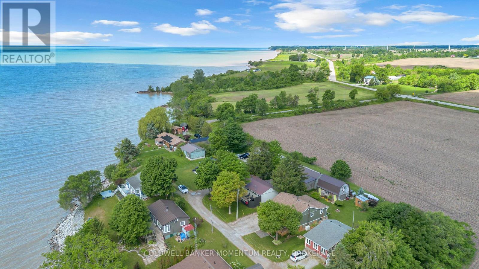 11 COVE LANE - 38
