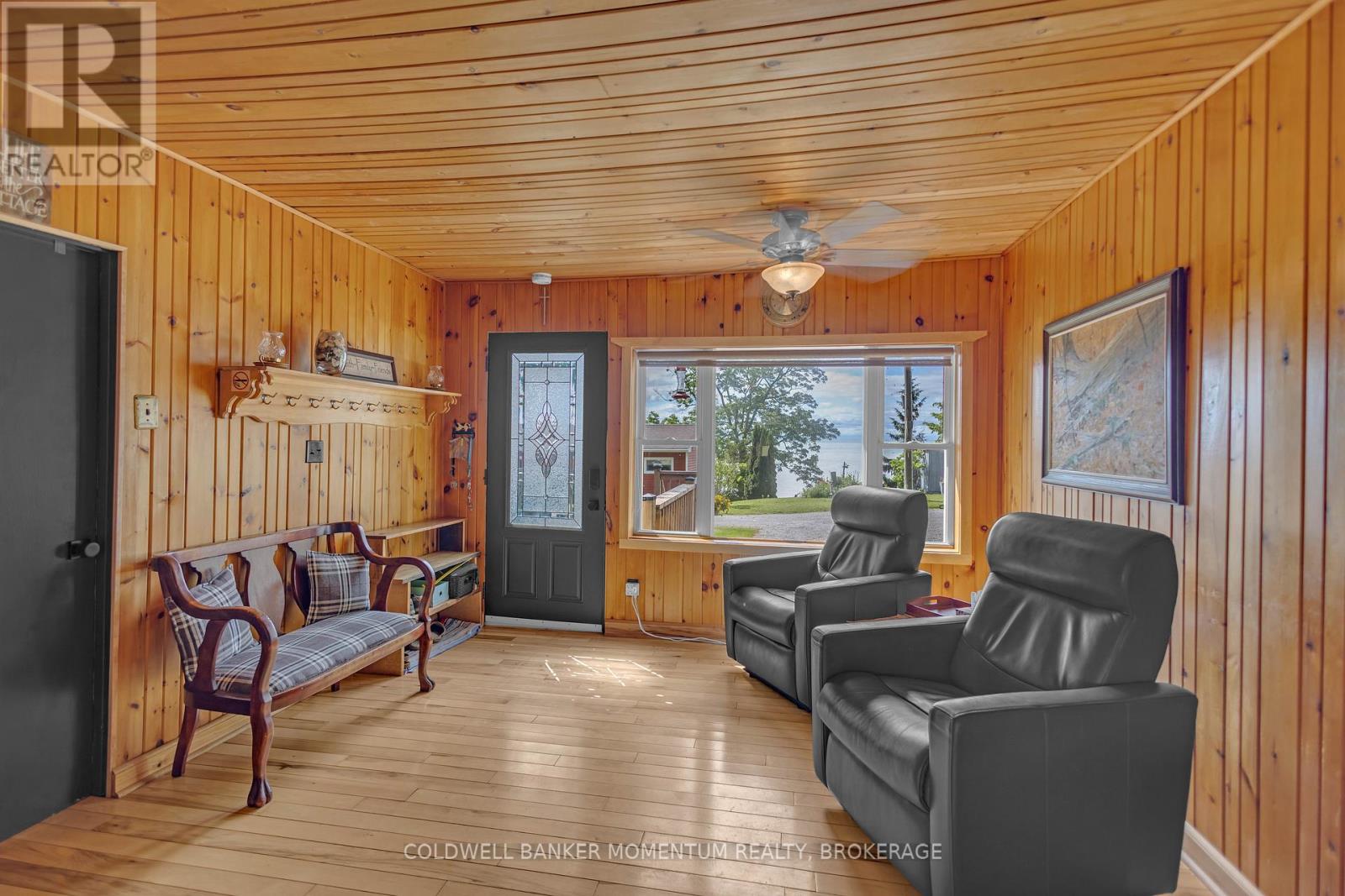 11 COVE LANE - 5
