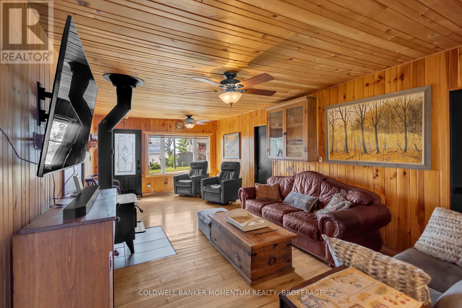 11 COVE LANE - 6