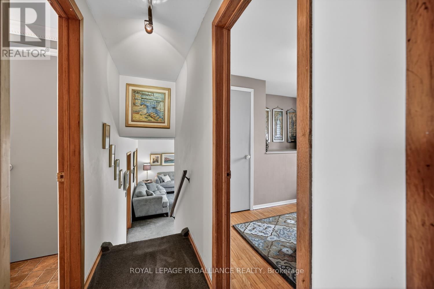 733 STEWART BOULEVARD - 11