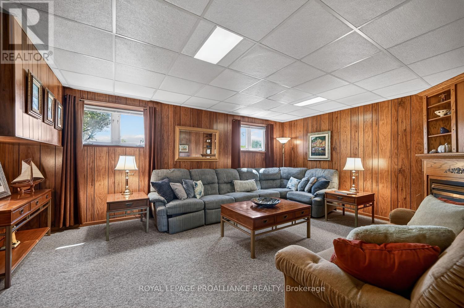 733 STEWART BOULEVARD - 17